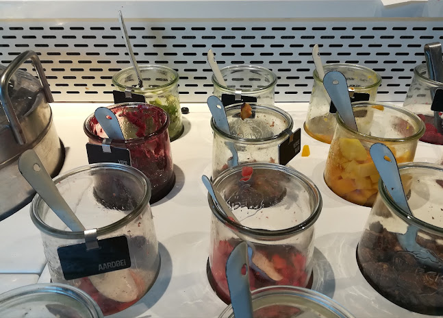 Comentarii opinii despre YB by Yoghurt Barn Haarlem