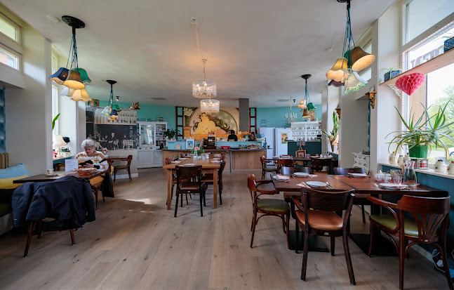 Comentarii opinii despre AngenieTea's