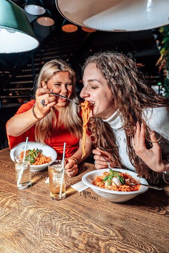 Happy Italy Rotterdam Zuid (De Kuip) - Horeca