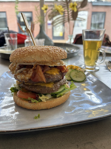 Comentarii opinii despre Sandwich & More