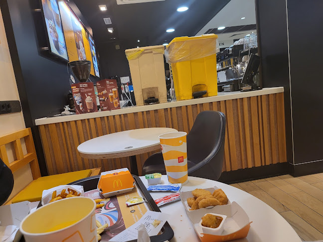 Comentarii opinii despre McDonald's Eindhoven Noordbrabantlaan