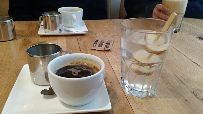 YB by Yoghurt Barn Haarlem - Haarlem