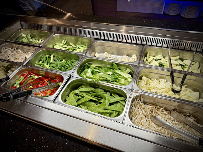 Opinii despre Fine Food Village în Elst - Horeca