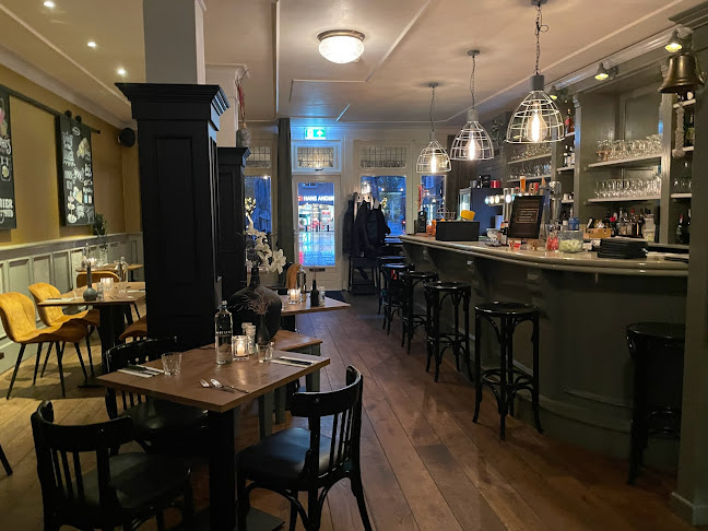 Comments and reviews of Drank- en spijslokaal Markant Lichtenvoorde