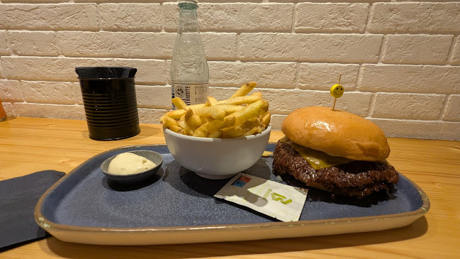 Janana Burger - Amsterdam