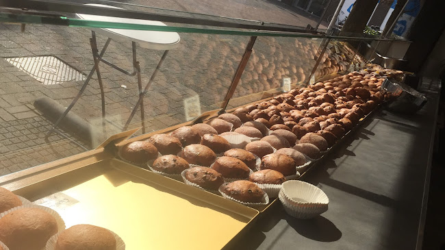 Opinii despre Uw Oliebollen bakker, Wesley Smit în Krimpen aan den IJssel - Horeca