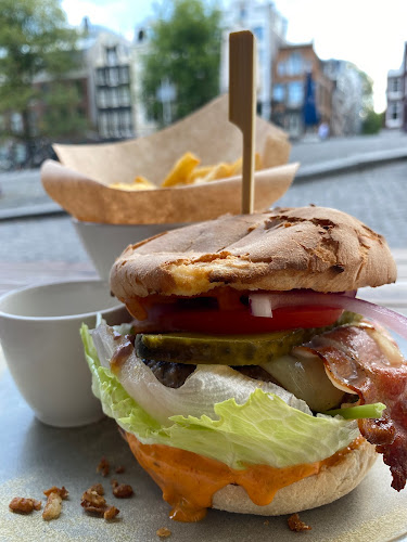 Comentarii opinii despre Ellis Gourmet Burger