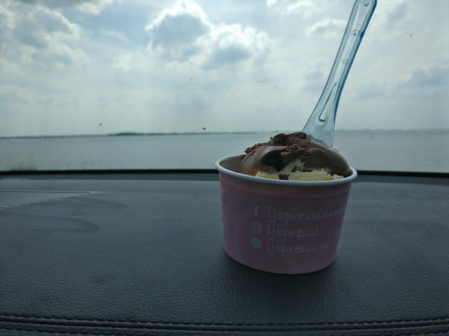 Opinii despre SweetMess Fresh Coffee & Ice Cream în Almere - Horeca