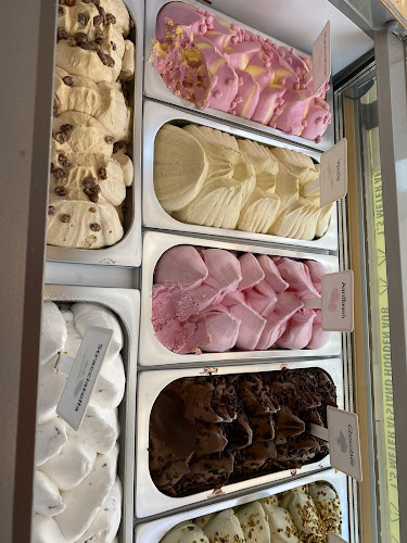 Mr Candy Phone number