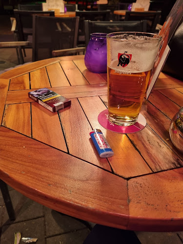 Café CinQ Phone number