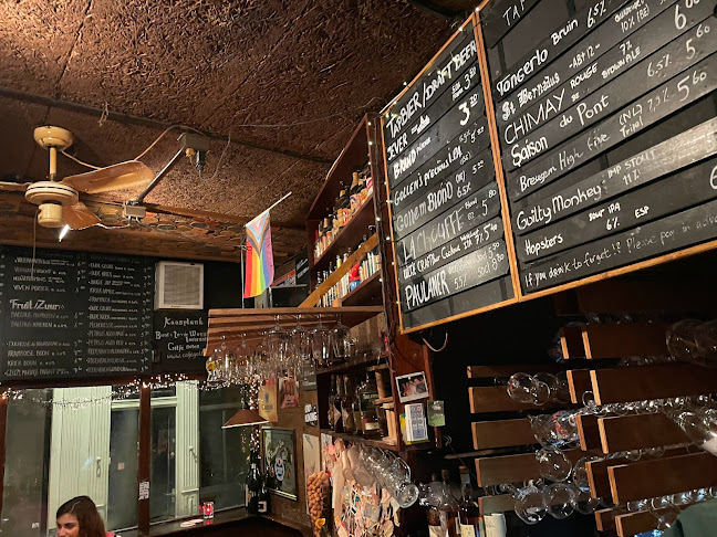 Comentarii opinii despre Café Gollem Raamsteeg