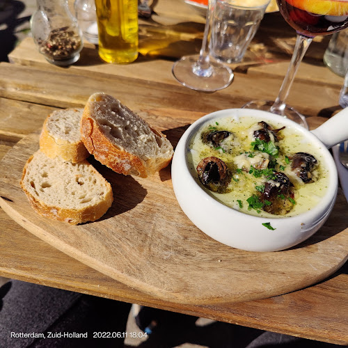 Comentarii opinii despre Brasserie Uit 't Zuiden, Rotterdam Noord, Oude Noorden