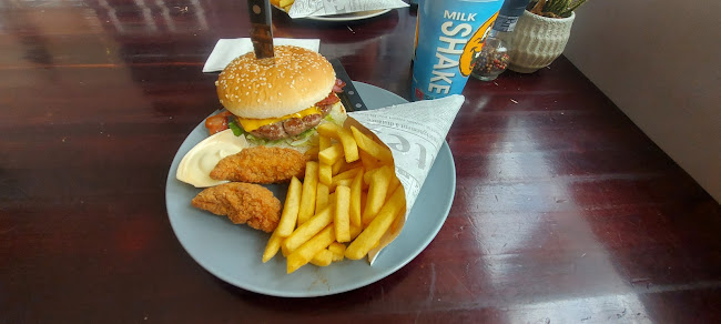 Comentarii opinii despre AnyTyme Snack & Dine