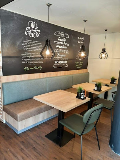 Cafetaria eethuis Family Maarheeze
