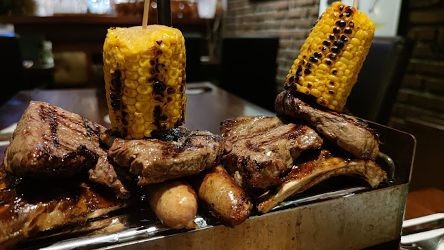 Comentarii opinii despre Castillo Tapas y Steaks