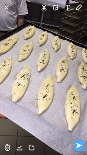 Comentarii opinii despre Ozlem Bakkerij