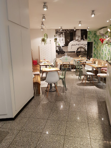 Comentarii opinii despre Huupkens IJssalon