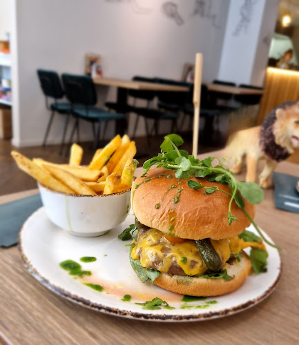 Comments and reviews of Brownies & downieS Tiel