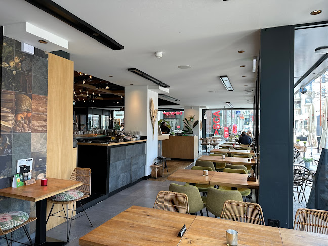 Comentarii opinii despre NUL36: Food | Drinks | Friends