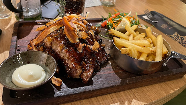 Zula Cafe & Restaurant