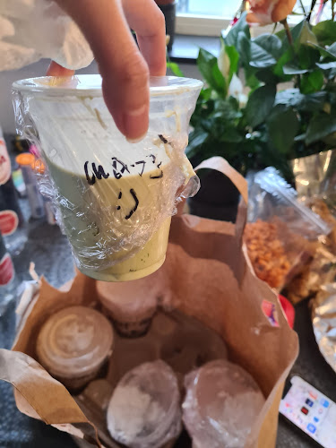 Comentarii opinii despre DeCup Coffee