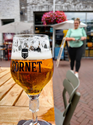 Aards Eetbar & Wijnwinkel