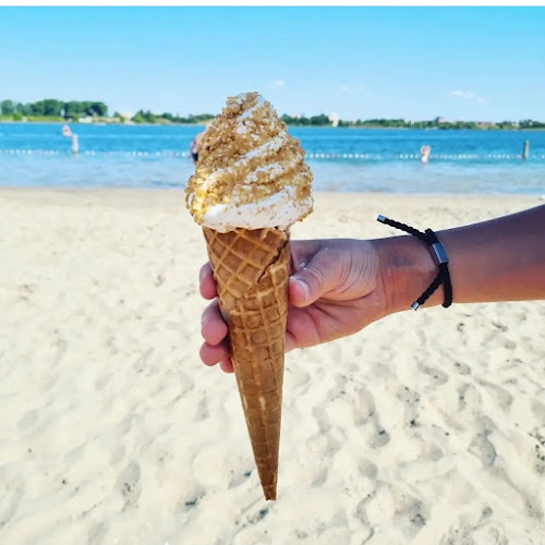 Opinii despre Toolenburger Beach în Hoofddorp - Horeca