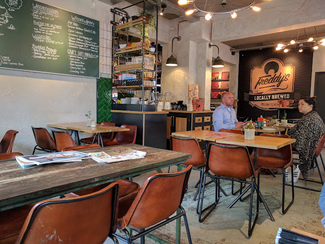 Comentarii opinii despre Freddy's