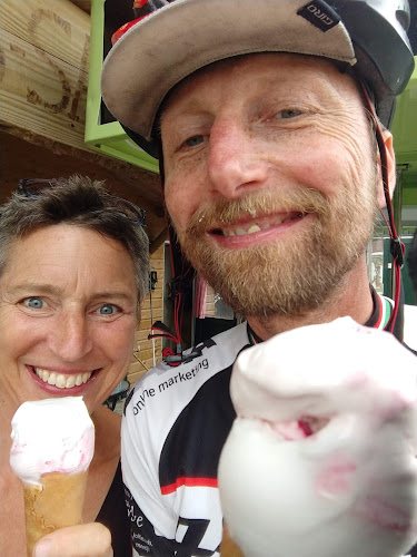 Comentarii opinii despre IJsboerderij Margje 24