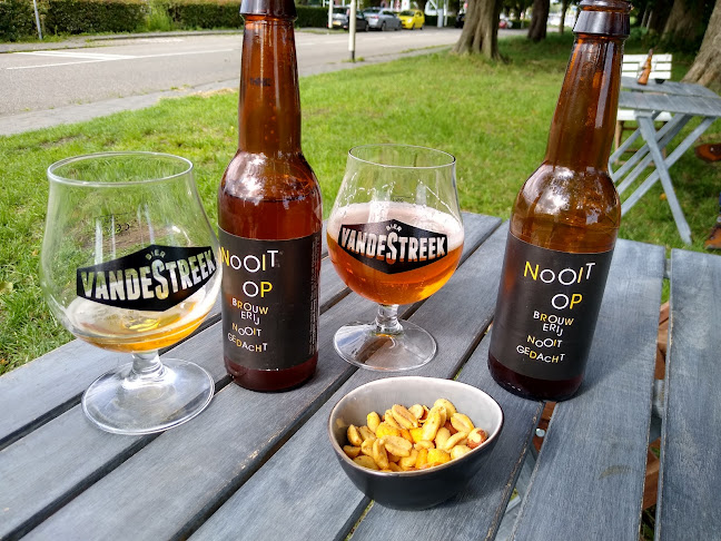 Comentarii opinii despre Petit café la Caponnière