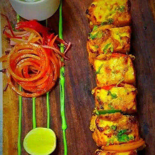 Comentarii opinii despre Delhi Darbaar Indiaas Restaurant