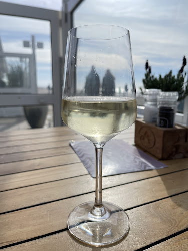 Opinii despre Alexander Beach Club în Noordwijk - Horeca