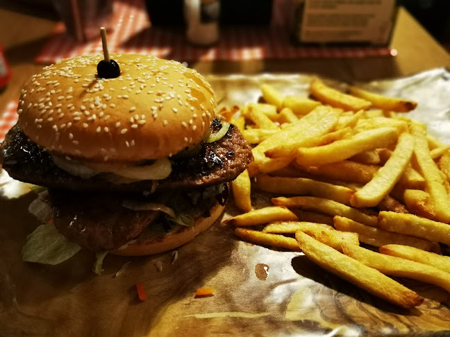 Opinii despre Familierestaurant Cafetaria De 4 Linden în Oost- - Horeca