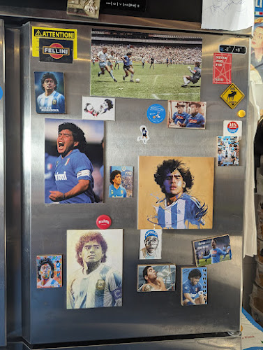 Piccola Storia Phone number