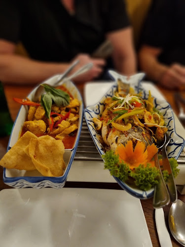 Comentarii opinii despre Erawan Thai Restaurant