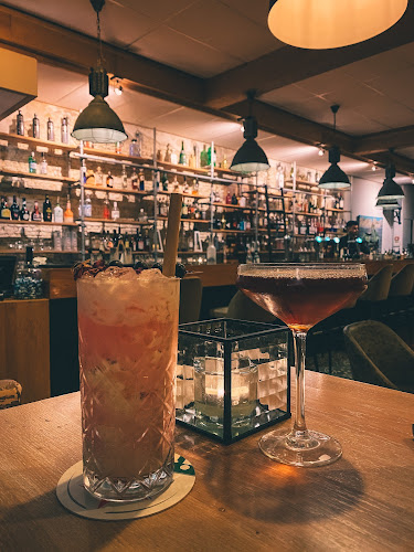 Comentarii opinii despre Drinkz & Bites