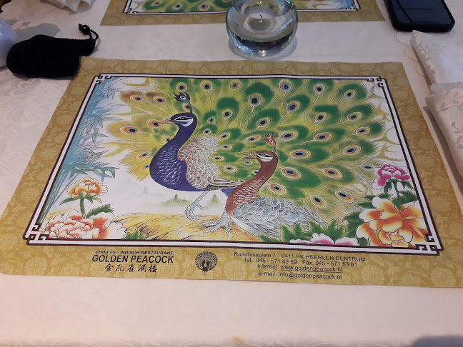 Comentarii opinii despre Golden Peacock