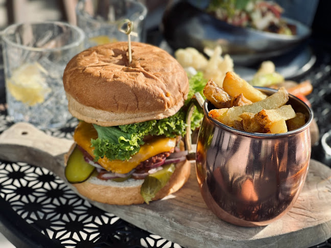 Mr. & Mrs. Watson - Horeca