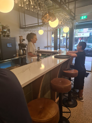 Bill's Burger Joint Open Times