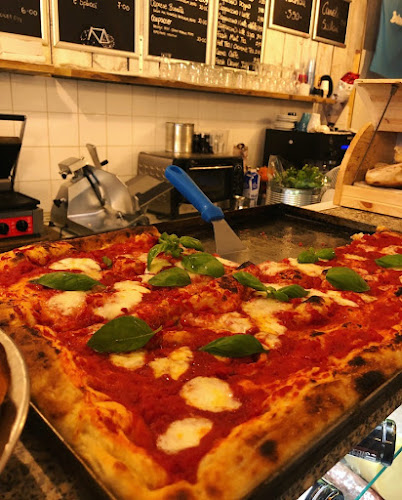 Comentarii opinii despre A Volo