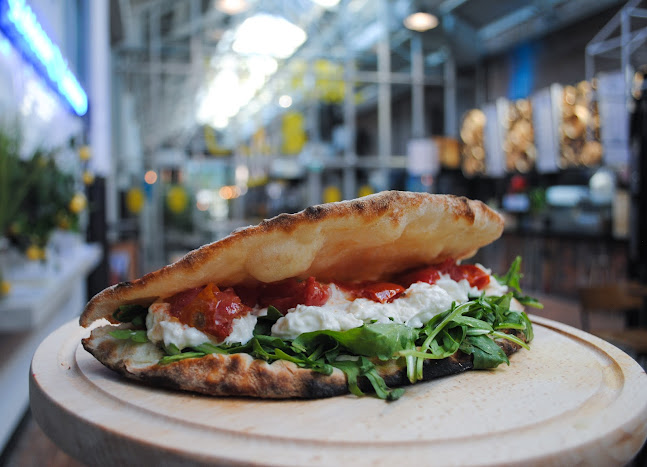 Opinii despre Renato's Pizzeria - Foodhallen în Amsterdam - Horeca