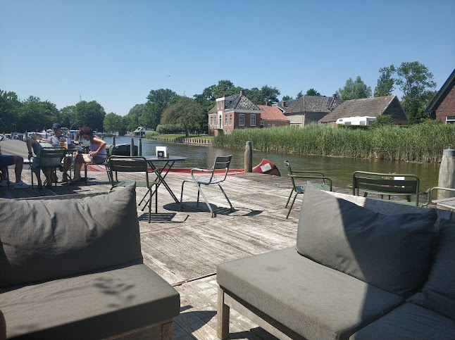 Reviews of De Jongens uit de buurt in Winsum - Horeca
