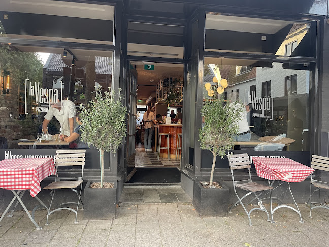 Comentarii opinii despre La Vespa Laren