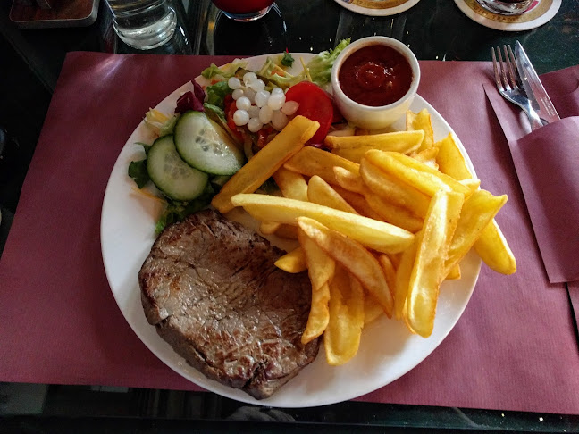 Café Harwich Phone number