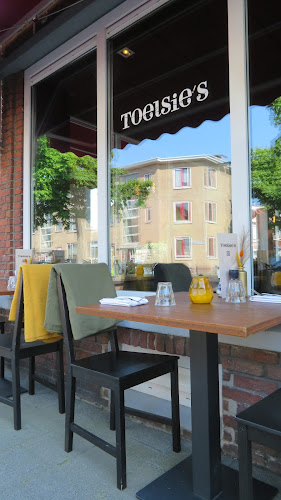 Comentarii opinii despre Toelsie's B.V.