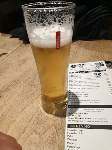 Comentarii opinii despre Caffé Italia