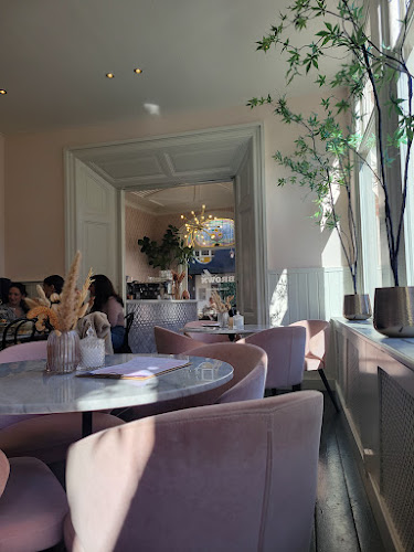 Comentarii opinii despre Mrs. Brown Cafe