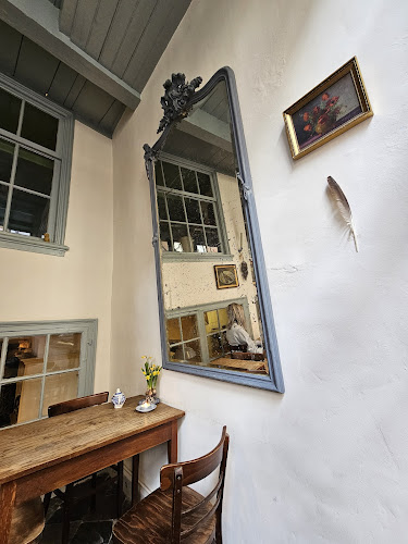 Madame Marie Open Times