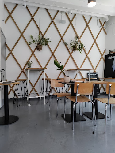 30ml Amersfoort Phone number