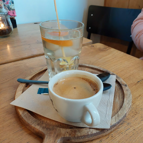 YB by Yoghurt Barn Haarlem